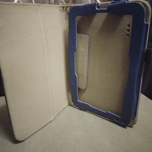 🌻5/$10 Fintie case for Amazon Fire 7. Never used, like new